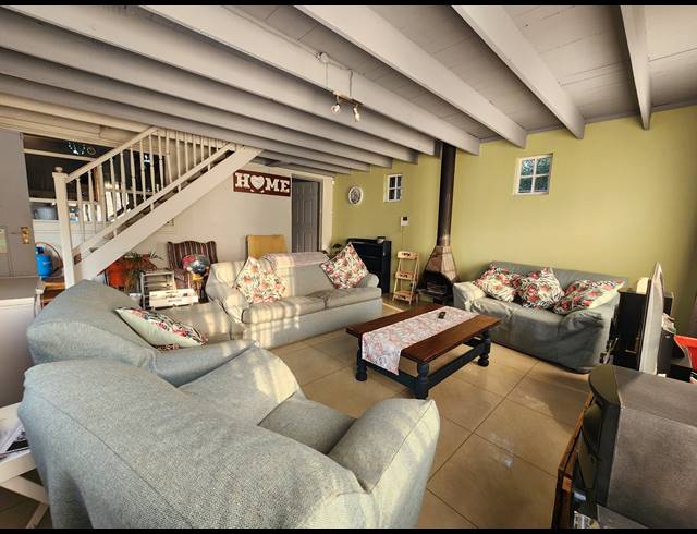 3 BEDROOM FREESTANDING FOR SALE IN GREENDALE